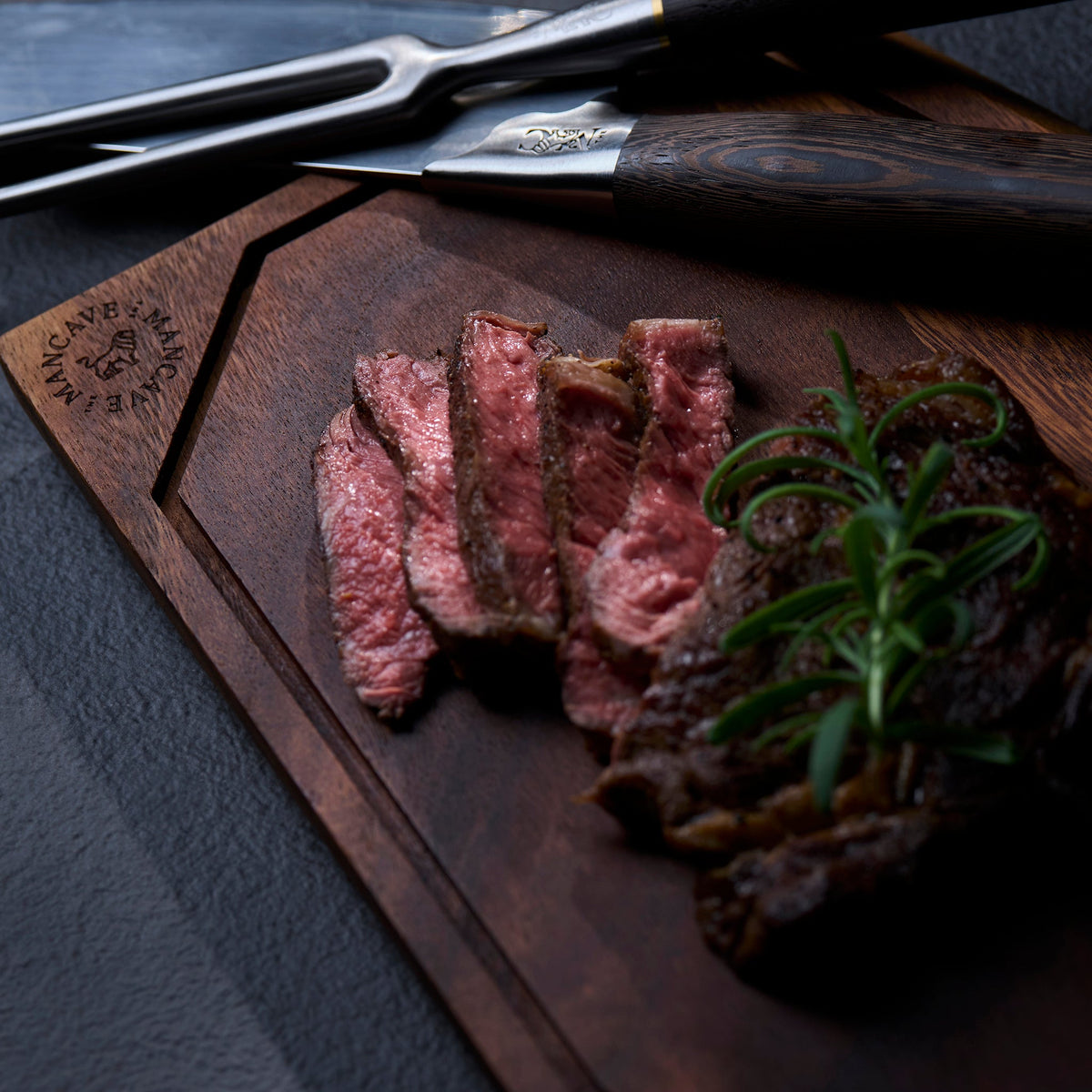 The Master's Cutting Board + The Chef's Chopper Knife