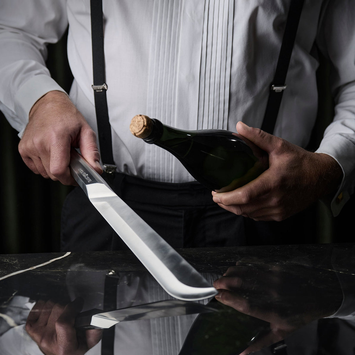 Royal Champagnesabel + At The Bar Konst (40x120 cm.)