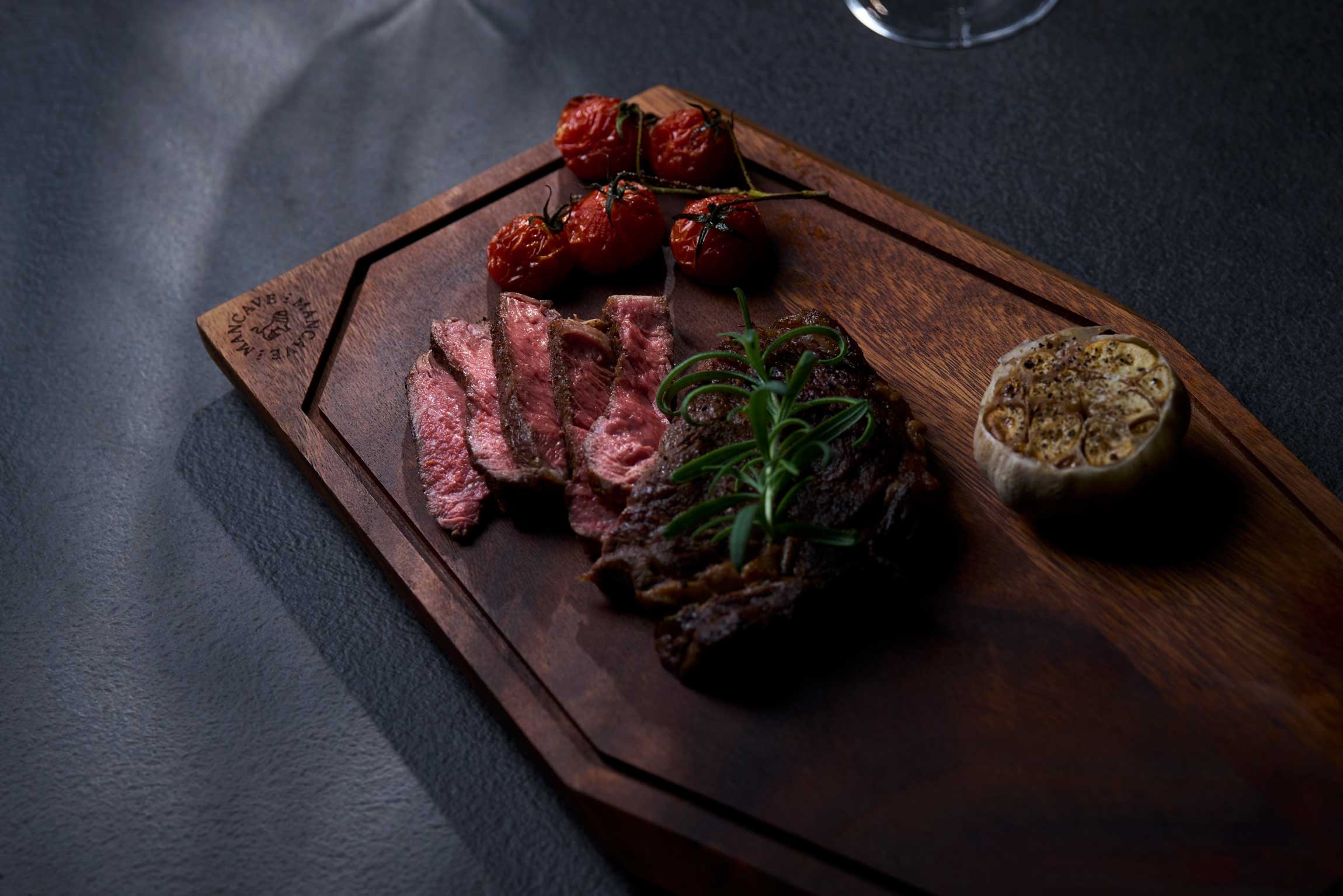 The Master´s Cutting Board