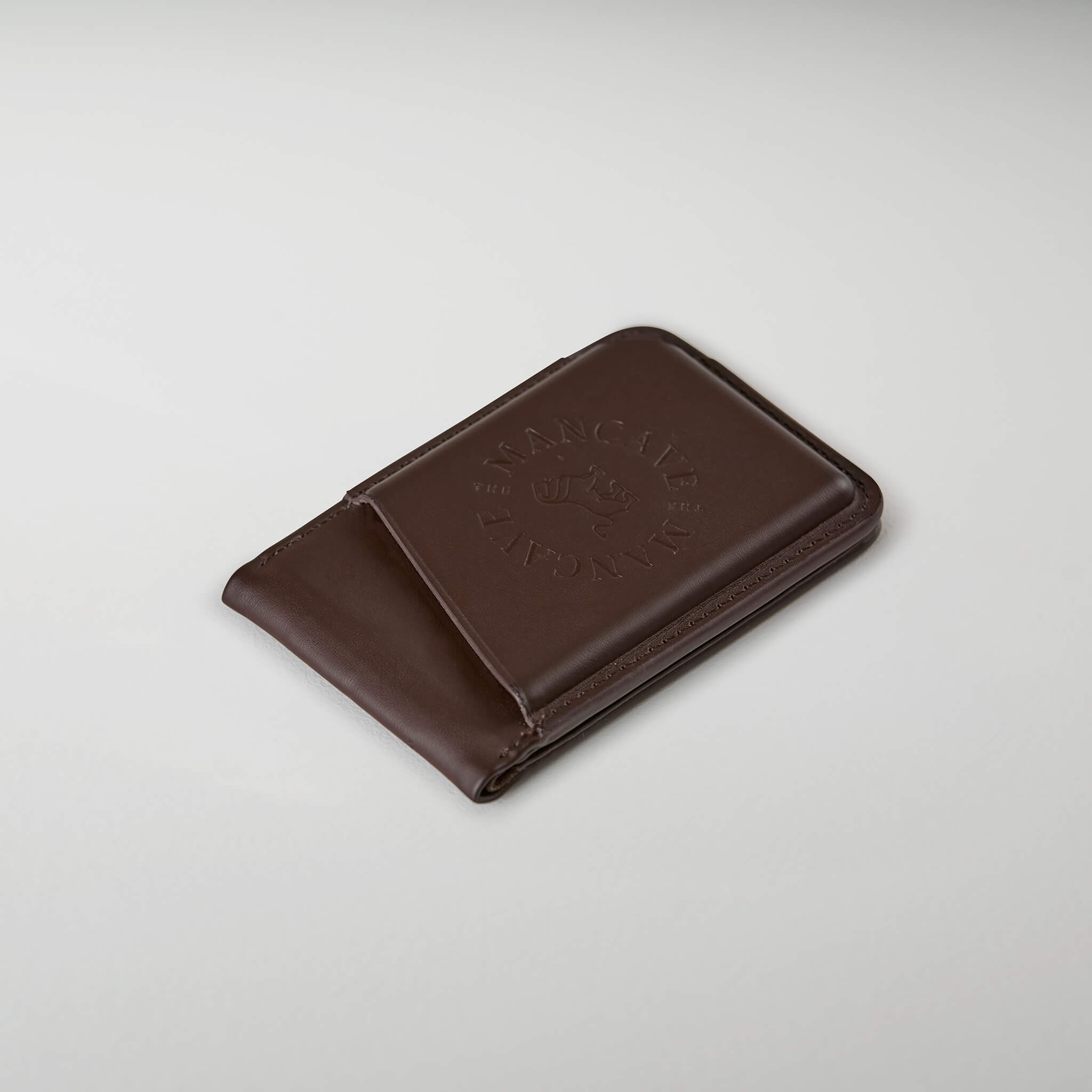 Premium Vault Stand – Läderfodral med MagSafe & RFID-skydd